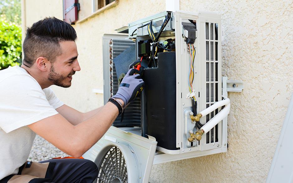 recherche électricien Élancourt